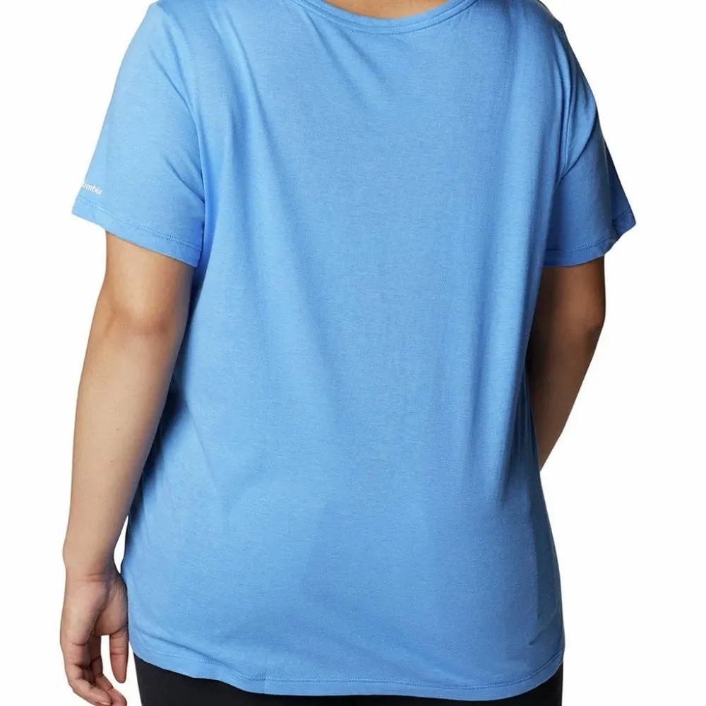 Columbia Women's Bluebird Day Relaxed V-Neck Top, Harbor Blue, 1X