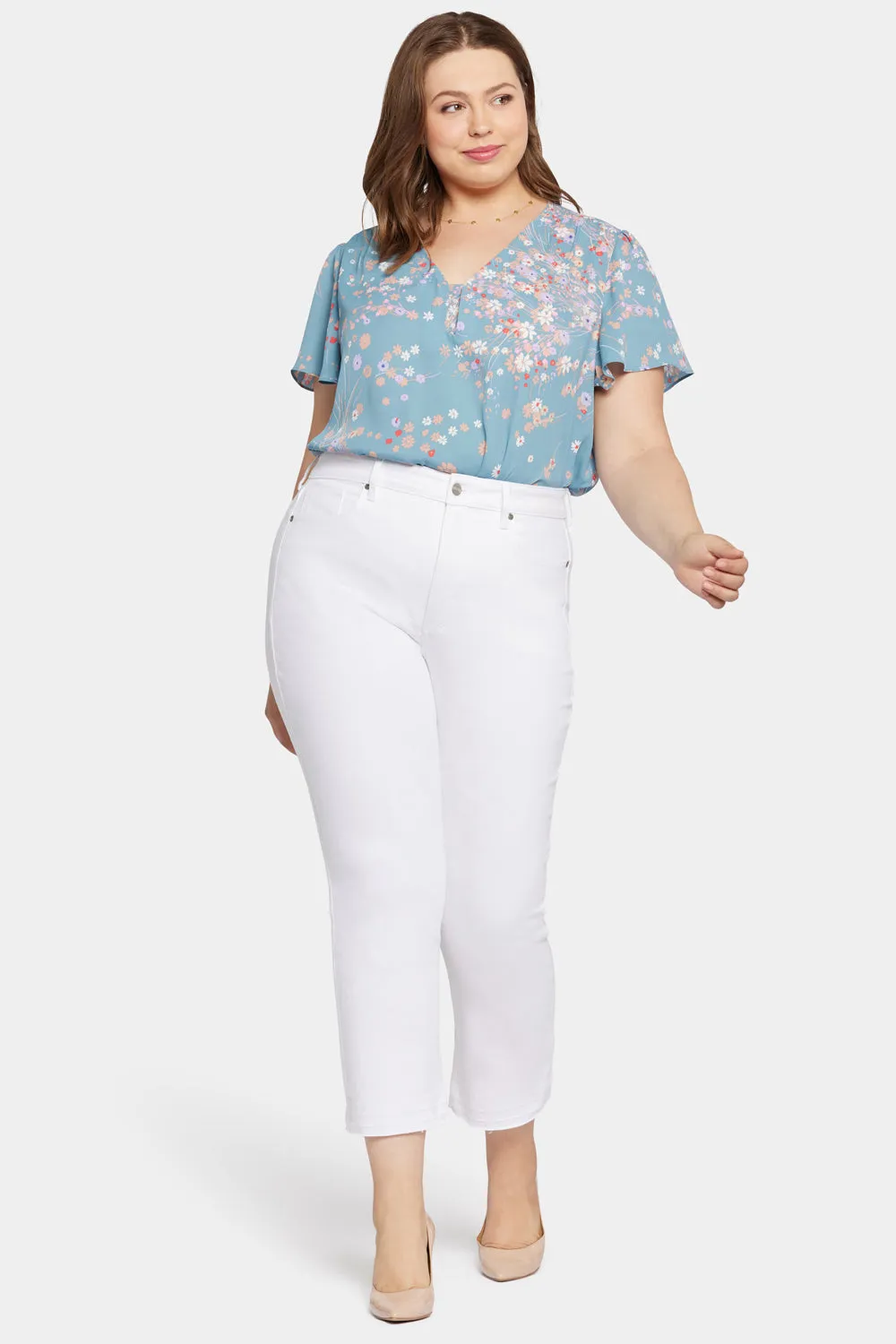 Marilyn Straight Ankle Jeans In Plus Size - Optic White