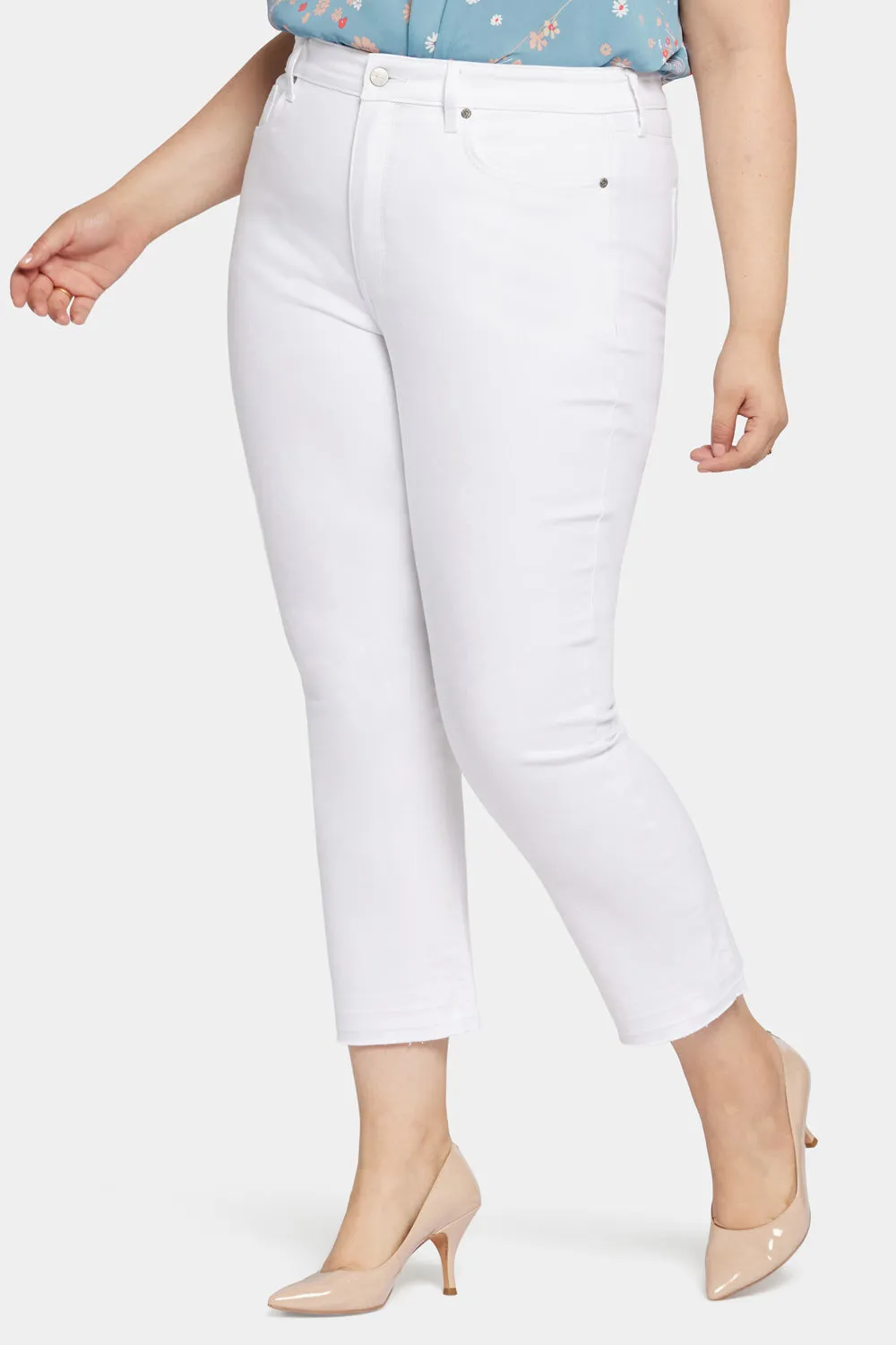 Marilyn Straight Ankle Jeans In Plus Size - Optic White