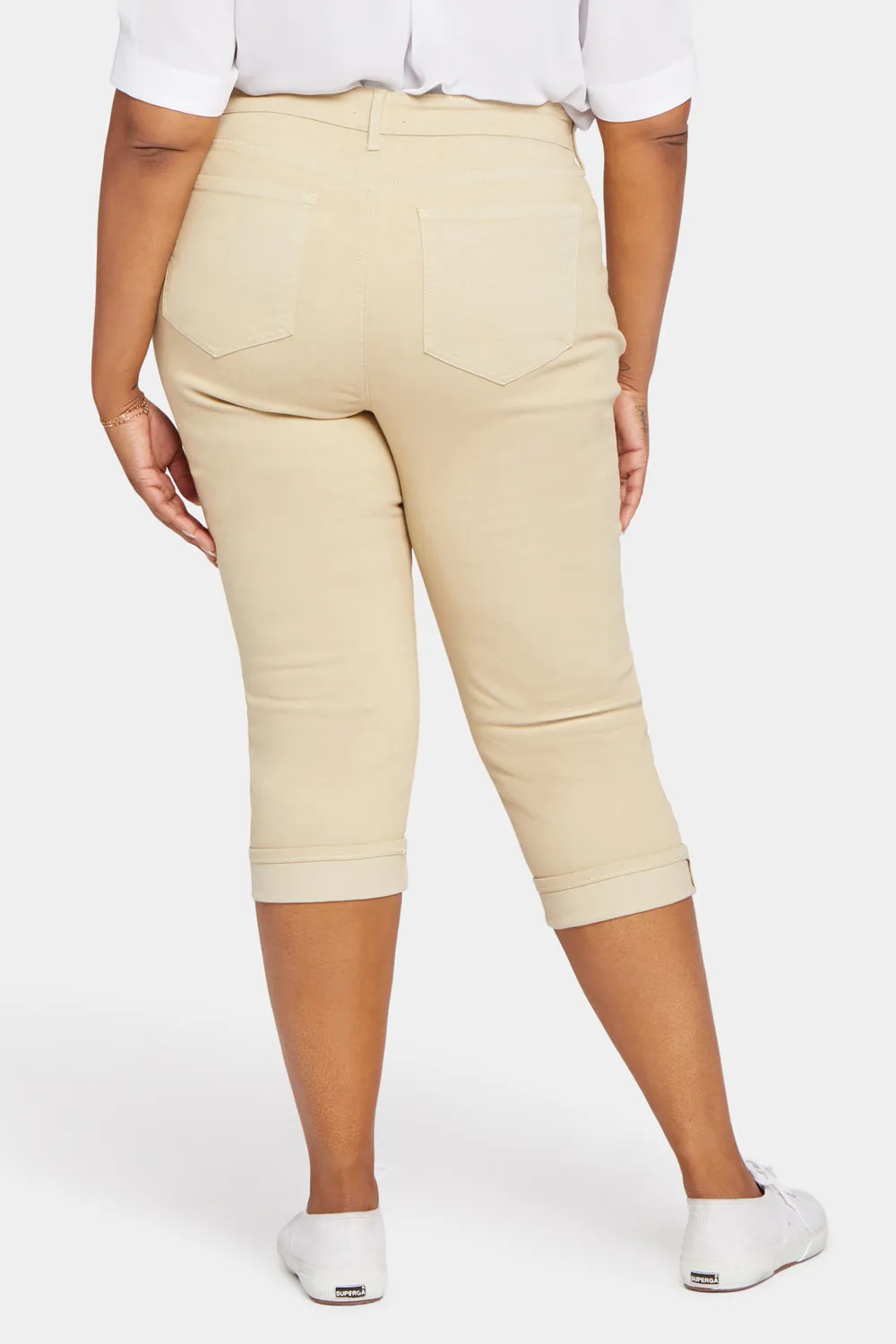 Marilyn Straight Crop Jeans In Plus Size - Butter